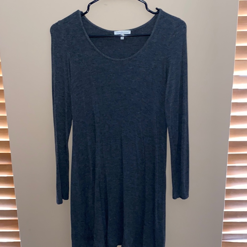 grey dress